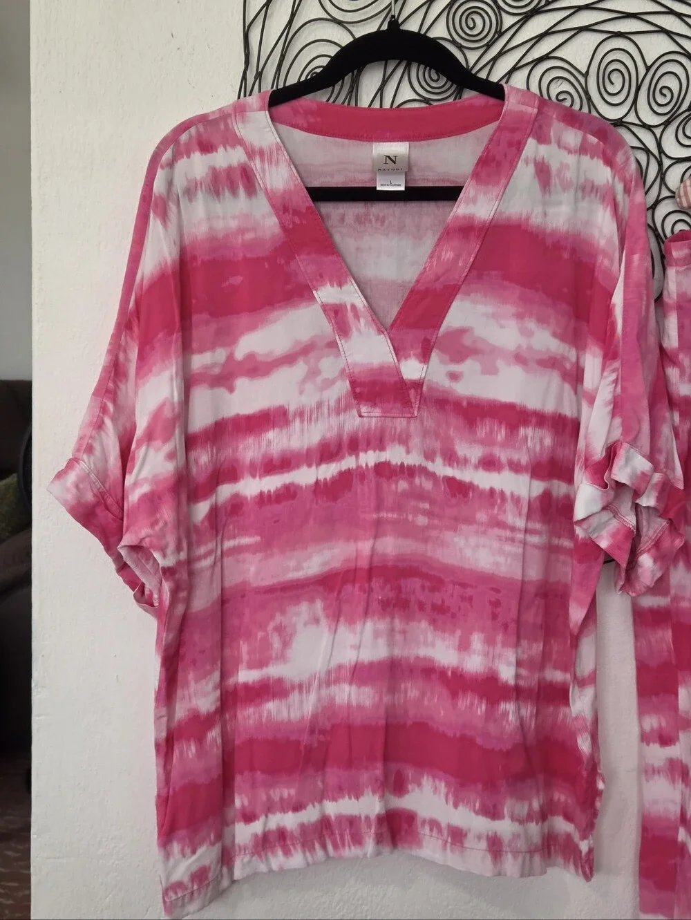 Natori Women’s Large Pink White Tie Dye 2 Piece Lounge Set Cropped Pants - Picture 3 of 14